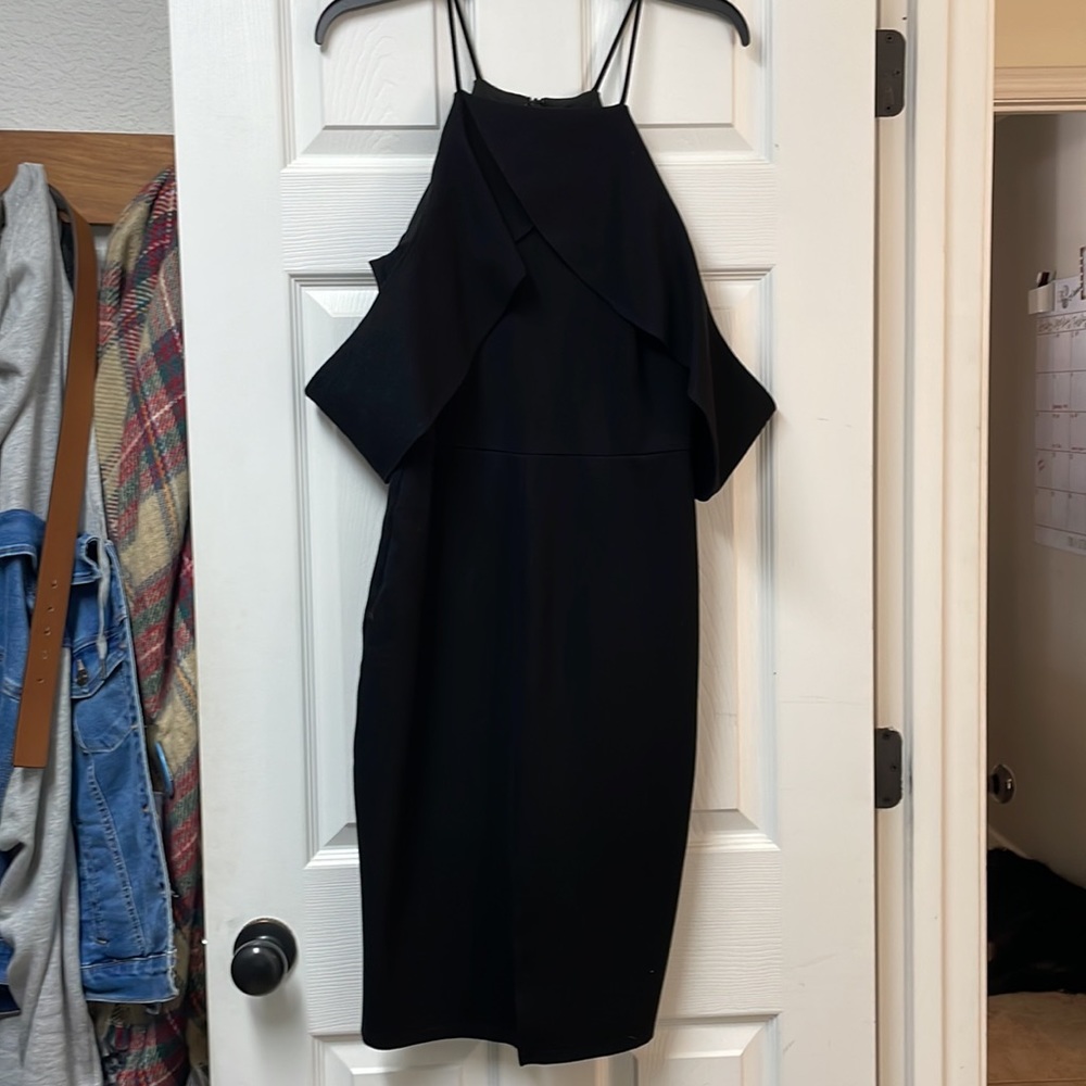 Gianni Bini black drop sleeve sheath dress